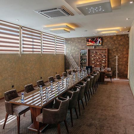 Hotel New Star Podgorica Extérieur photo