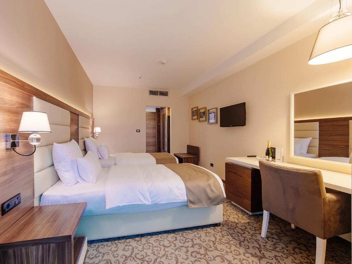 Hotel New Star Podgorica Extérieur photo