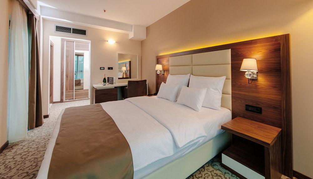 Hotel New Star Podgorica Extérieur photo