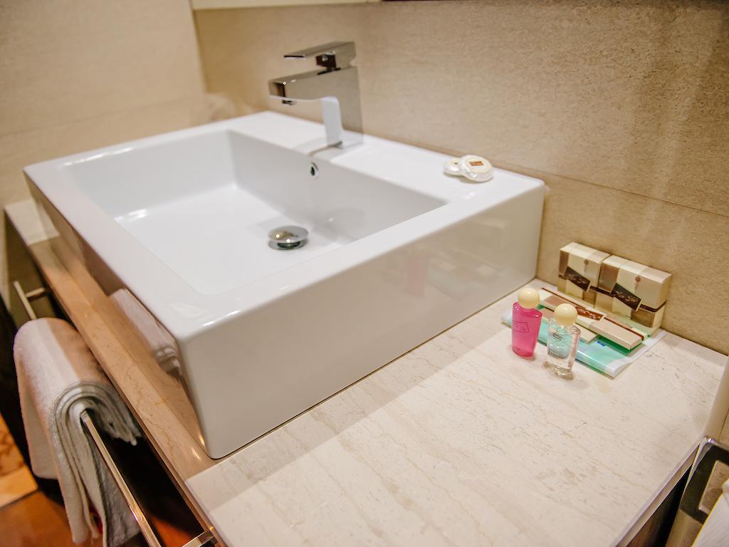 Hotel New Star Podgorica Extérieur photo