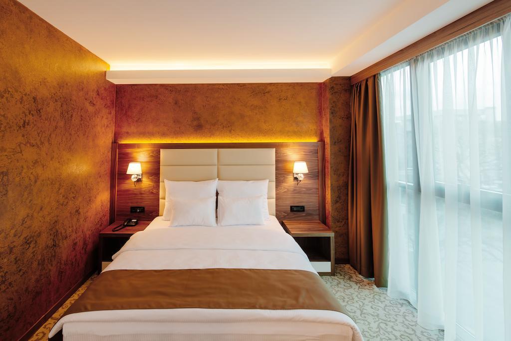 Hotel New Star Podgorica Extérieur photo