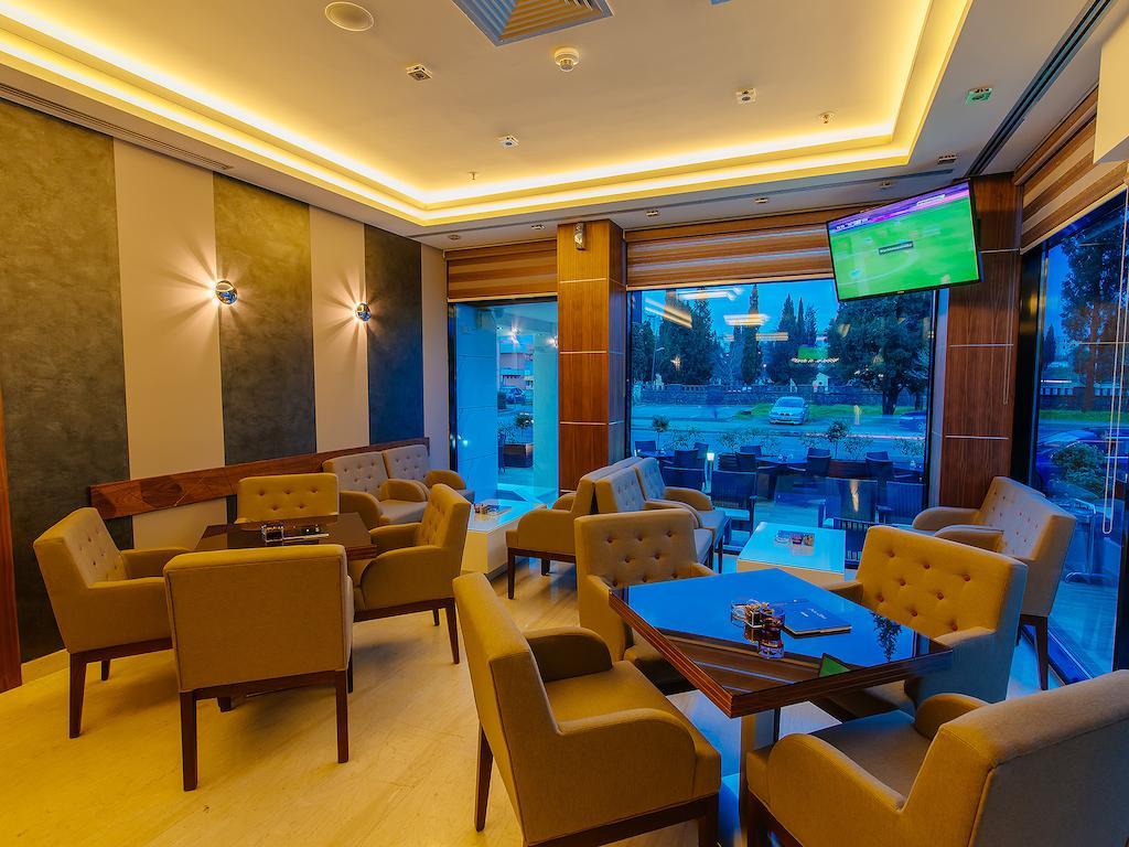 Hotel New Star Podgorica Extérieur photo